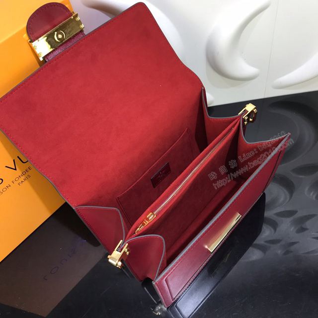 LV包 LV女包 2020早春系列 原版光滑小牛皮百搭單肩包 Dauphine中號手袋 LV斜挎女包  ydh3315